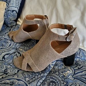 Ladies Aerosoles Songbird Open-toe Bootie